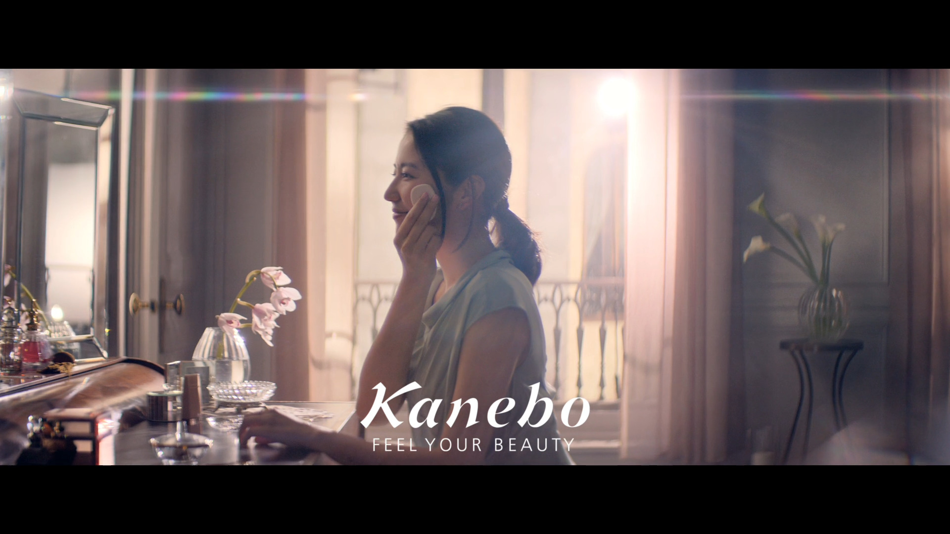 Kanebo Coffretd'or Liquid